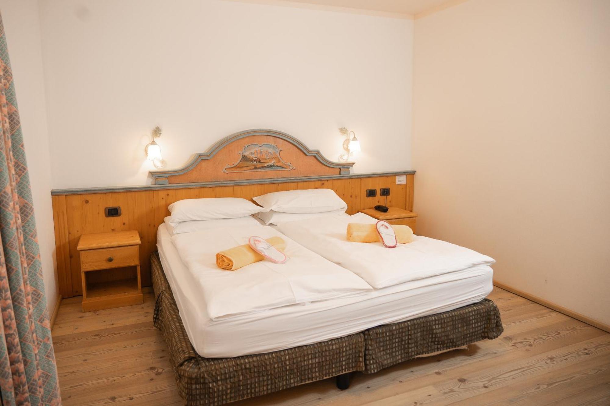 Wellness Hotel Lupo Bianco Canazei Exteriér fotografie
