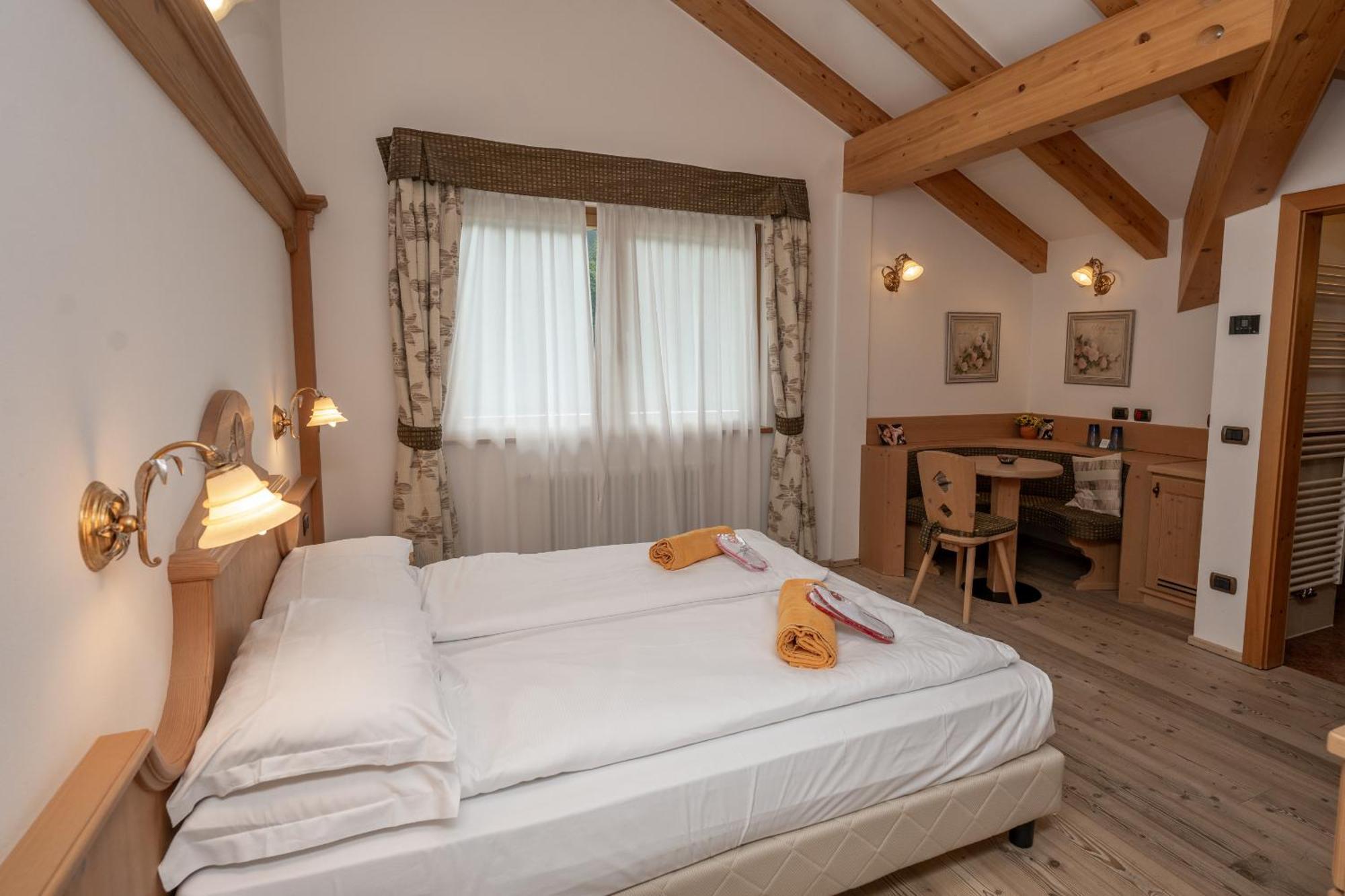 Wellness Hotel Lupo Bianco Canazei Exteriér fotografie
